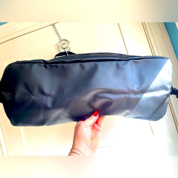 NWT North Face Duffle in Black - Picture 2 of 8